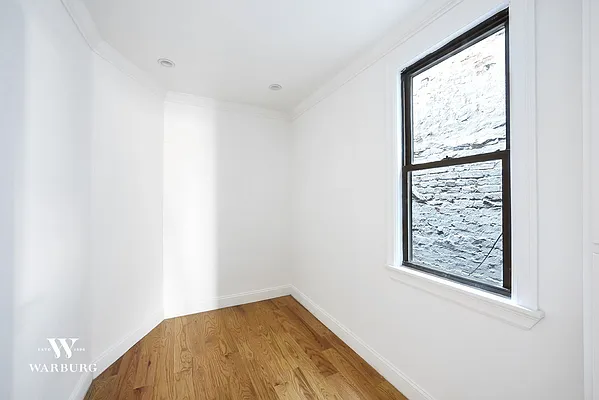 Rented by Warburg | media 24