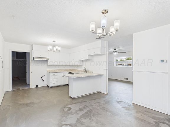 3rd image of 503 Willow Ave