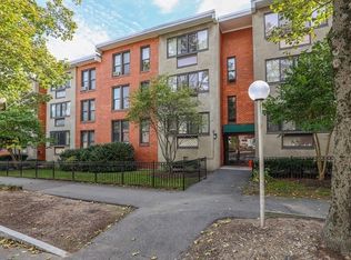 38 Juniper St APT 108, Brookline, MA 02445