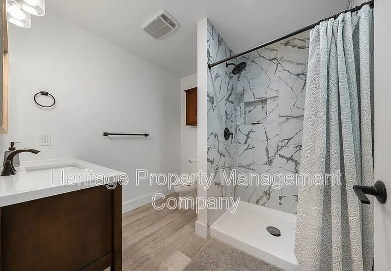 784 Hill Top Dr — Photo 25