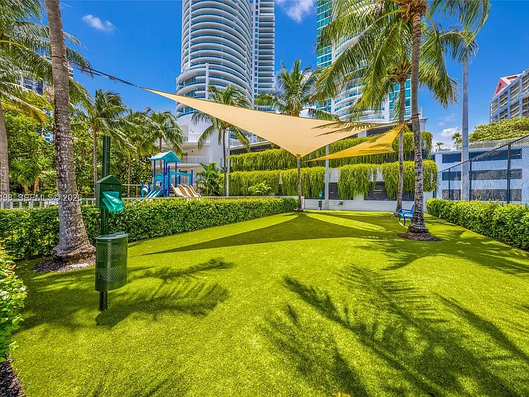 2101 Brickell Ave #605 — Photo 30