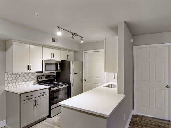 5205 W Thunderbird Rd APT 2124