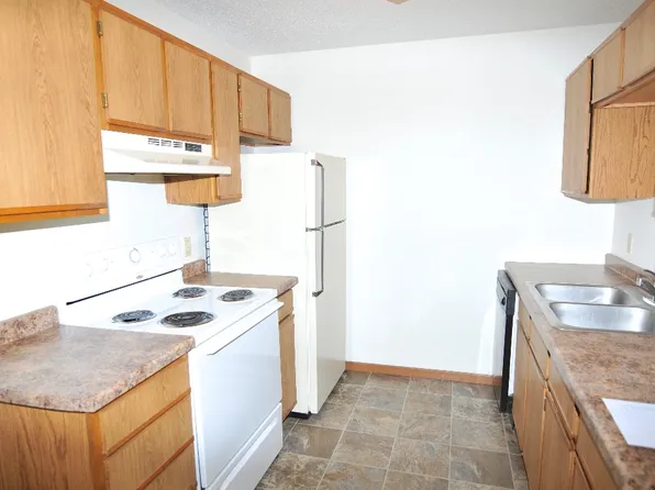 327 7th Ave S #401, Saint Cloud, MN 56301