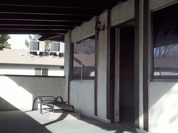 balcony-entry