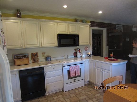 4th image of 506 Paradise St