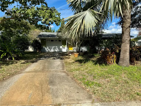 6845 33rd Ave N, Saint Petersburg, FL 33710