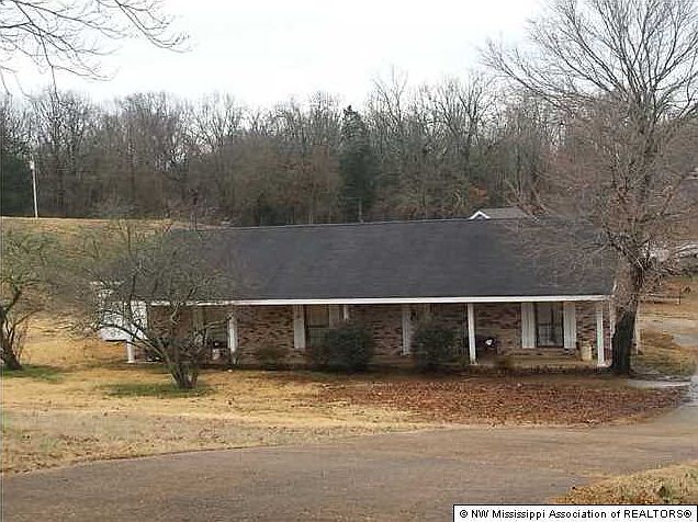 1st image of 318 Pamela Dr