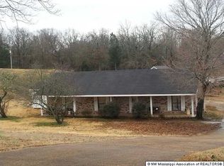 318 Pamela Dr, Senatobia, MS 38668