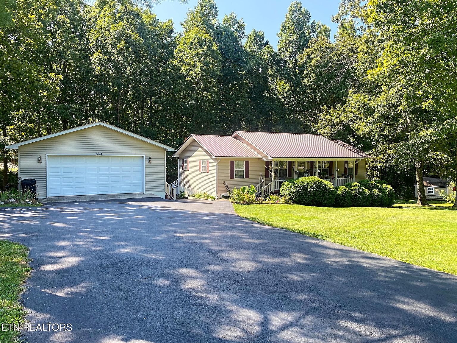 1203 Perimeter Dr, Jamestown, TN 38556 MLS 1240818 Zillow