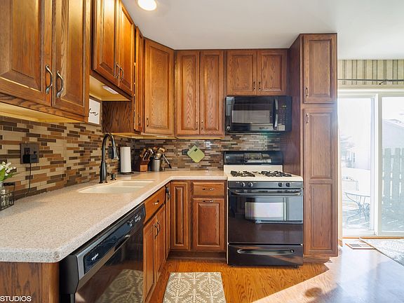 4th image of 1740 W Portsmith Ln