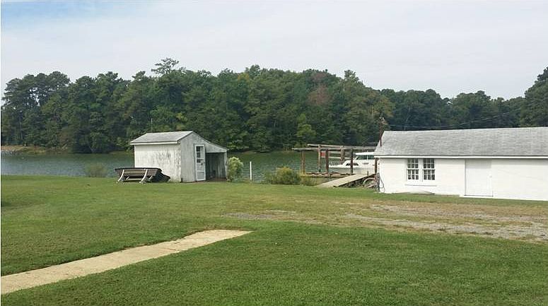 2nd image of 18881 Hodges Ln