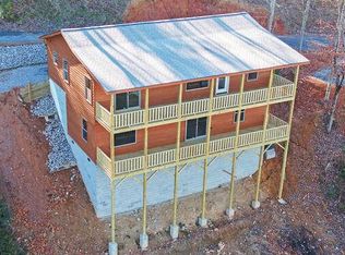 105 Flat Ridge Rd, Murphy, NC 28906