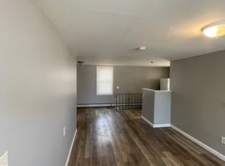 162 Pawtucket Ave APT 2, Pawtucket, RI 02860