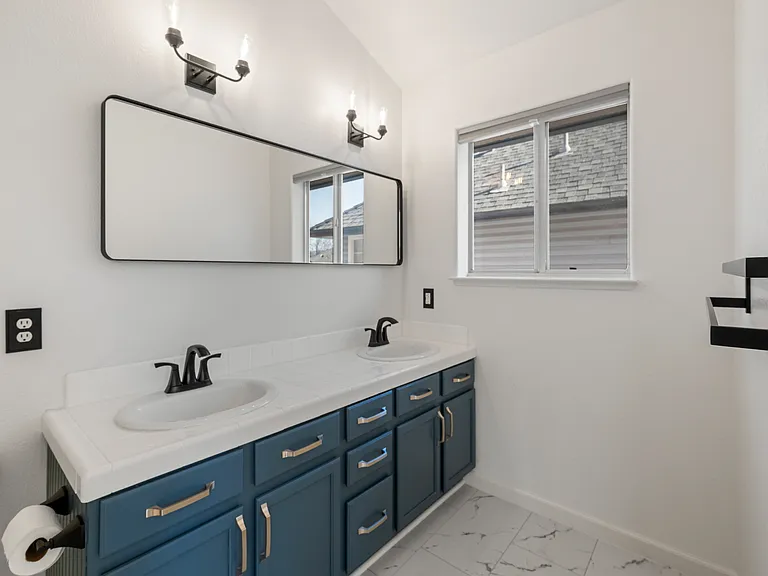 466 Len Cir — Photo 22