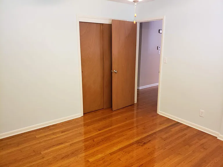705 W Montclair St — Photo 9