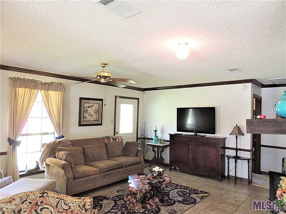 3rd image of 7077 Timber Ln