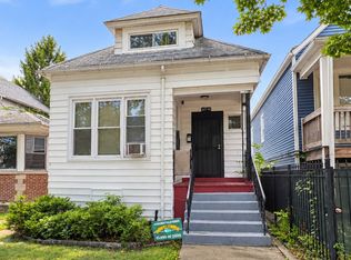 8510 S Burnham Ave, Chicago, IL 60617