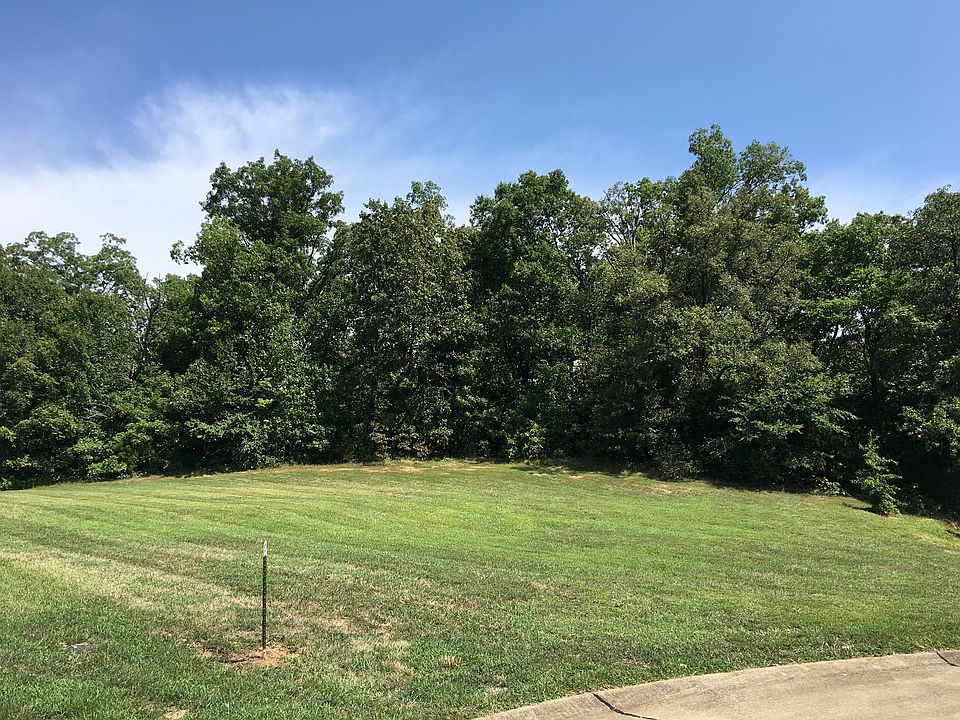 1st image of 965 Royce Dr Unit Iii-18