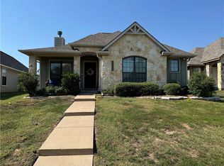 2003 Autumn Lake Dr, Bryan, TX 77807