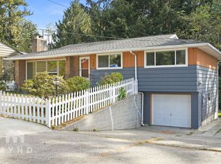 345 NE 163rd St, Shoreline, WA 98155
