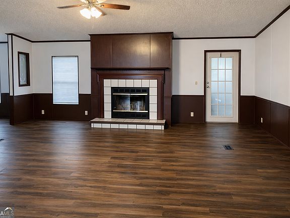 5th image of 3210 Stoneback St