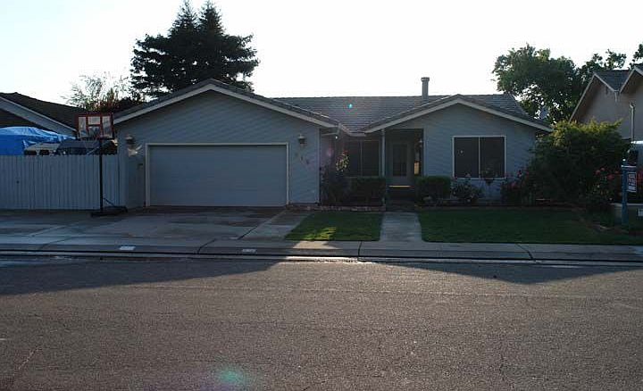 2nd image of 519 Nevins Dr