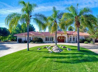 688 Rolling Hills Rd, Vista, CA 92081