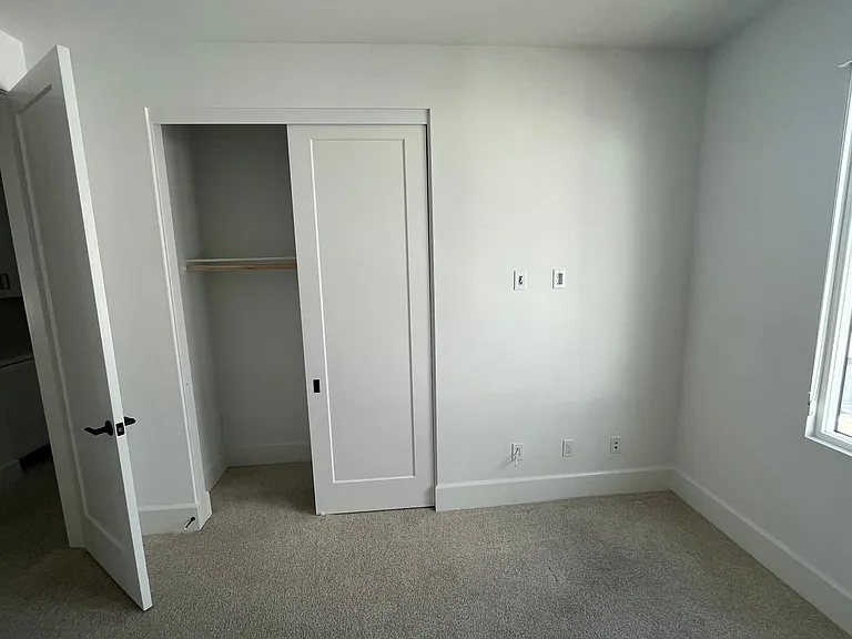 Closet Bedroom 3
