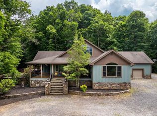 486 Center Dr, Bryson City, NC 28713