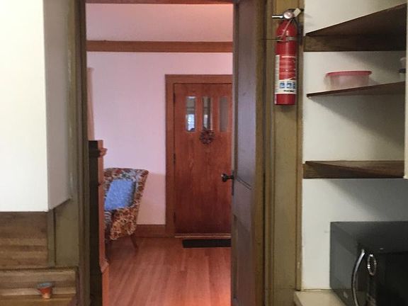 3rd image of 1235 Vincent Ave N