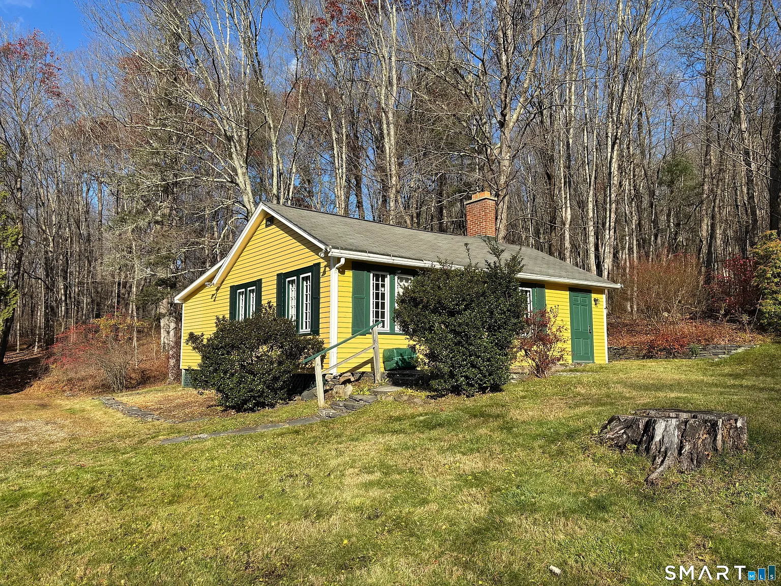 2 bed, 1.0 bath, 1024 sqft, $1,600 — Photo 2