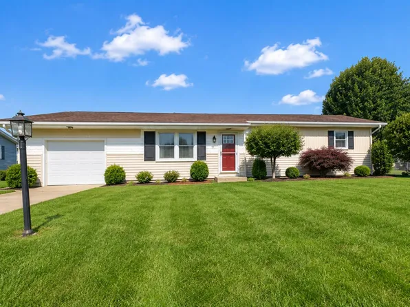 9036 Green Meadow Dr, Brookville, IN 47012
