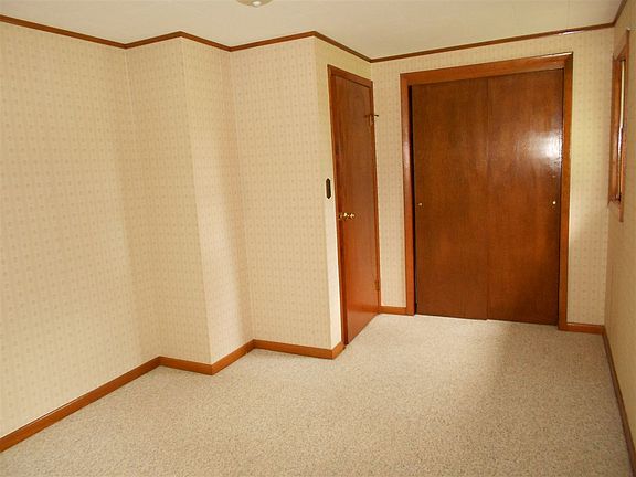 5th image of 4677 S Robinson Pl