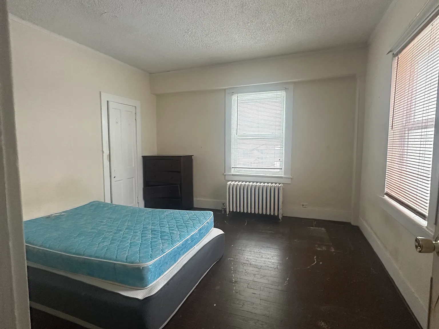 30 Leroy St — Photo 4