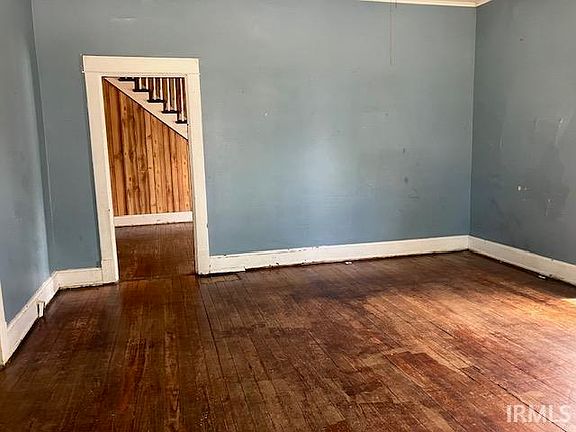 5th image of 312 Dubois St