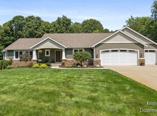 8891 Oneal Woods Ct SE, Alto, MI 49302