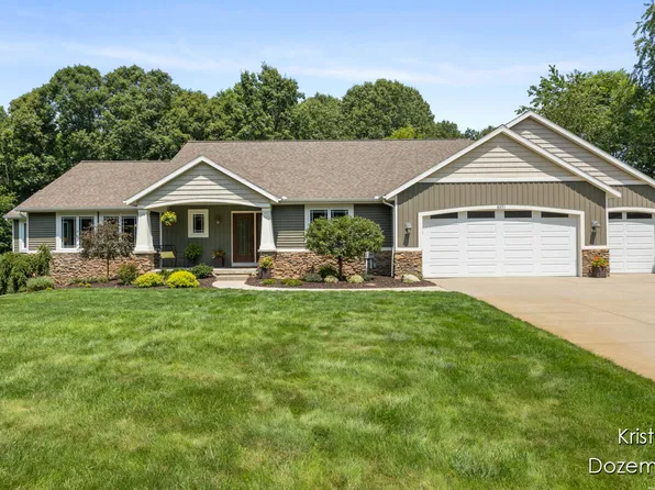 8891 Oneal Woods Ct SE, Alto, MI 49302