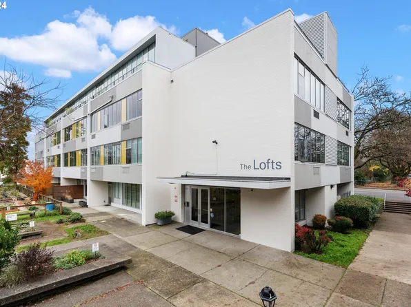 900 NE 81st Ave Unit 209, Portland, OR 97213