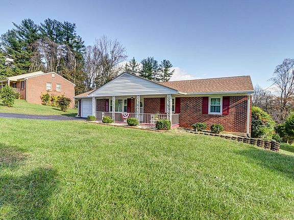 2nd image of 223 Wayne Dr