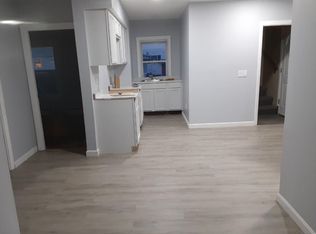 101 Rosemont Ave FLOOR 1, Pawtucket, RI 02861