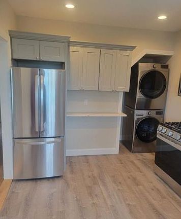 2nd image of 36 Lee Ave