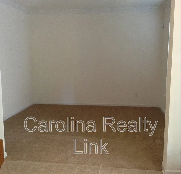7228 Handon Ln — Photo 3
