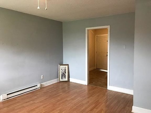 2nd image of 610 W 5th Ave APT 3