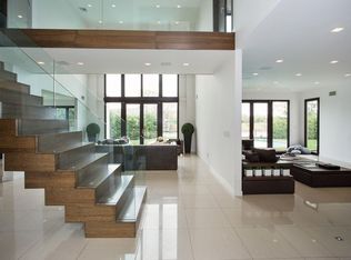 1010 Channel Dr, Hewlett, NY 11557