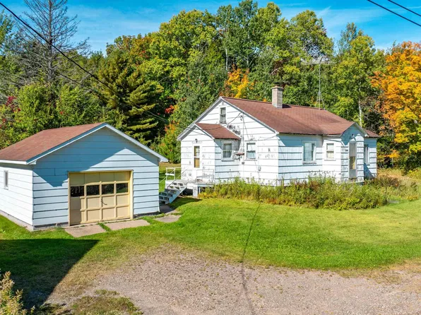 42767 Wilson Memorial Dr, Chassell, MI 49916