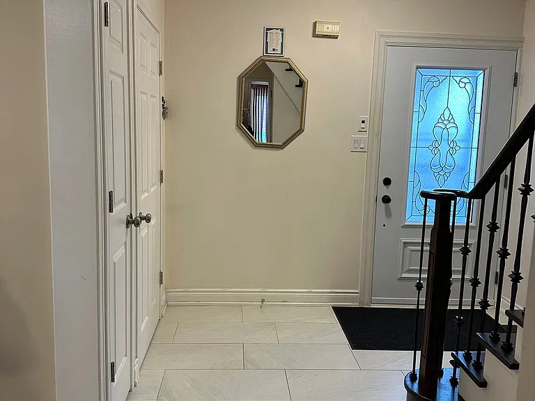210 Ecclestone Dr #MAIN — Photo 16
