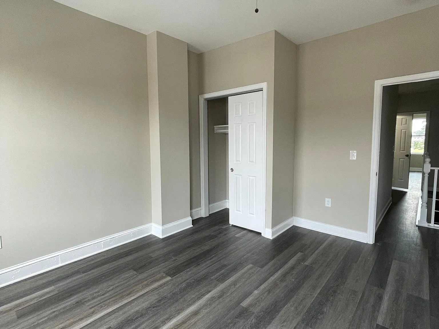 3 bed, 2.5 bath, 560 sqft, $2,095 — Photo 4