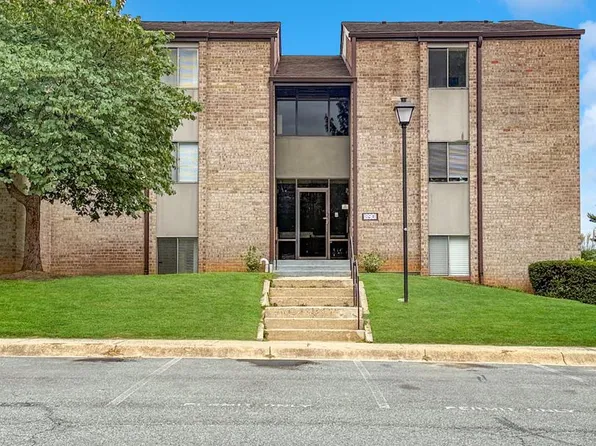 18901 Smoothstone Way #I-6, Montgomery Village, MD 20886