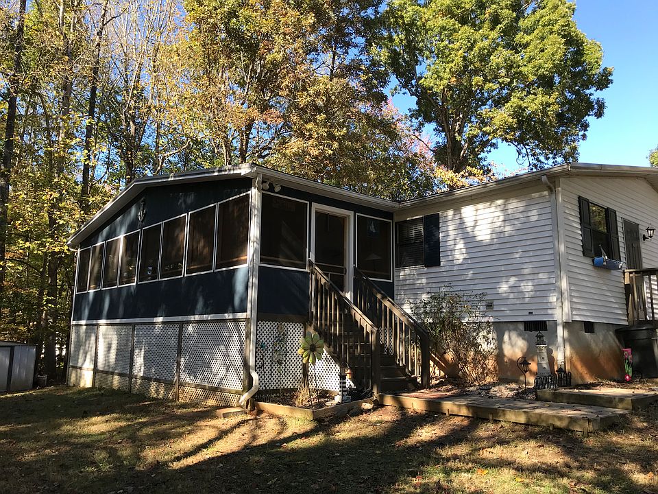 1st image of 30 Lakewood Forest Cir