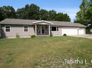 9379 Cook St, Montague, MI 49437